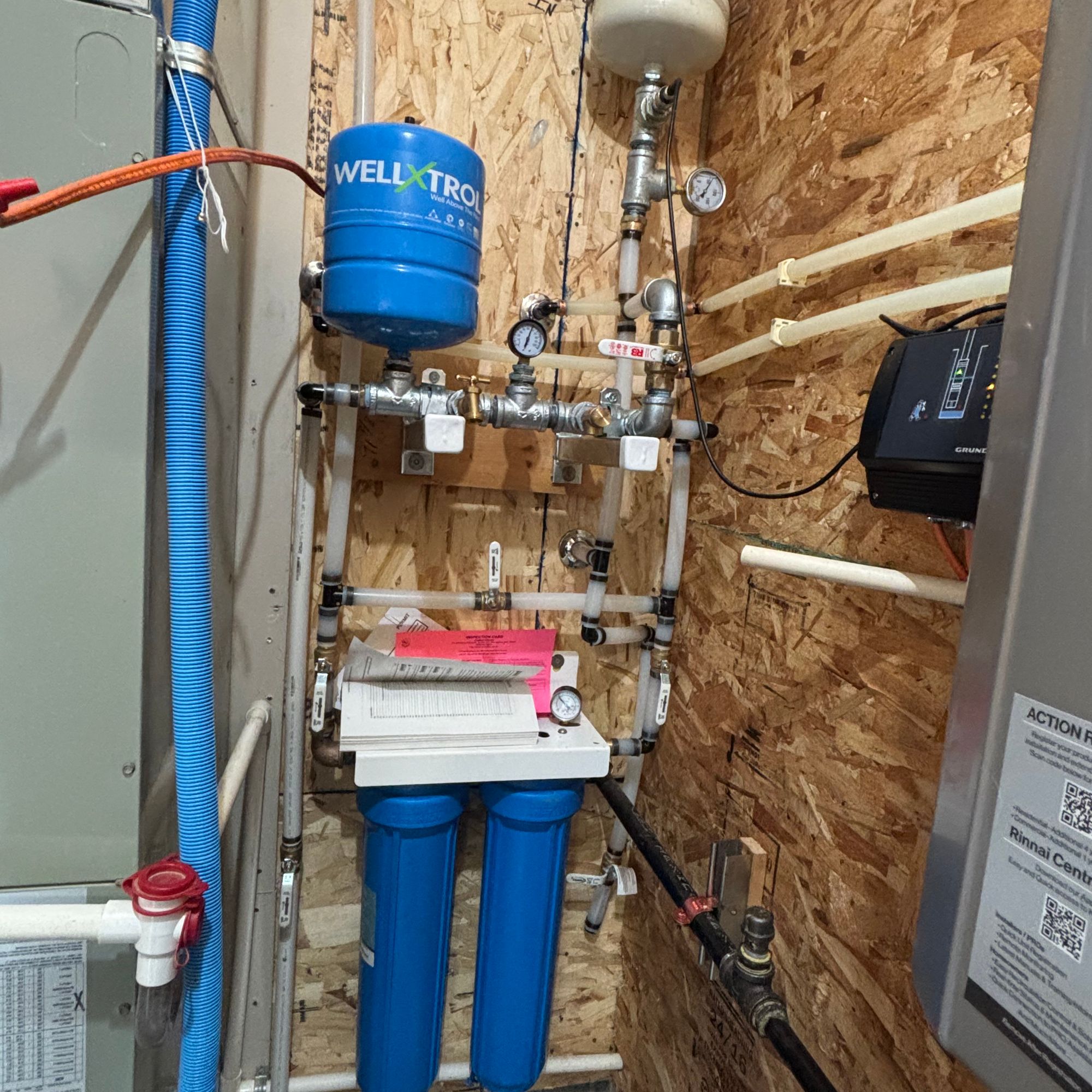 Pressure tank and water system